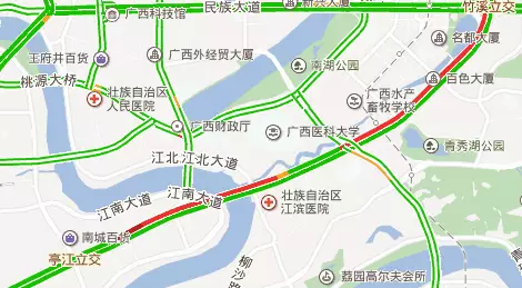 一水泥泵车故障漏油致使南宁竹溪大道事故不断,拥堵近8公里! 一水泥泵车故障漏油致使南宁竹溪大道事故不断,拥堵近8公里!