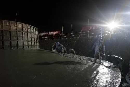大唐沽源闪电河二期风电场工程首台风机基础浇筑成功 大唐沽源闪电河二期风电场工程首台风机基础浇筑成功